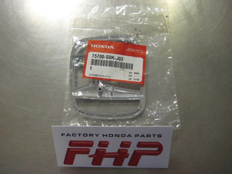 2003-2008 honda pilot new rear ' h ' emblem 75700-s0k-j02 oem for tailgate