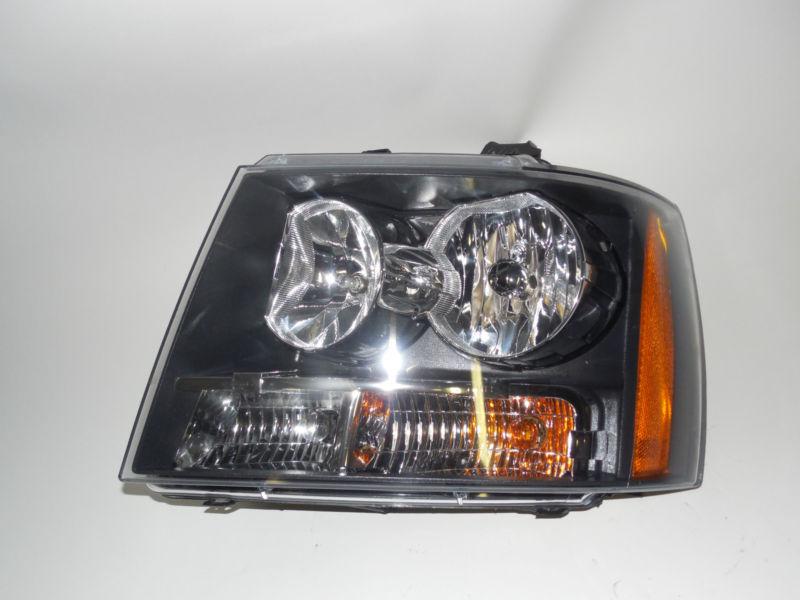 07 08 09 2010 2011 2012 chevrolet tahoe avalanche suburban oem left headlight !!