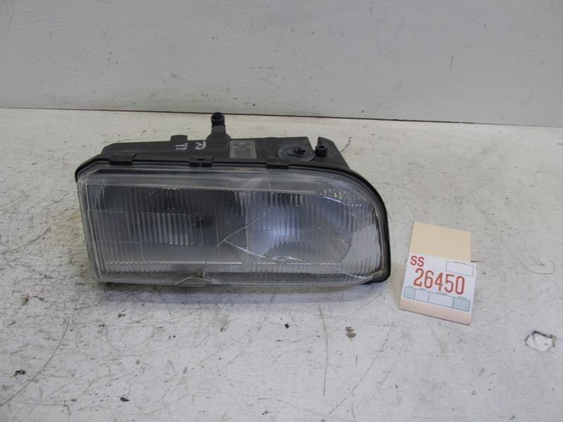 95 96 97 volvo 850 sedan right passenger headlight light lamp lens broken as-is