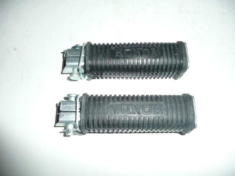 --new passenger foot pegs fit most hondas 1966-73