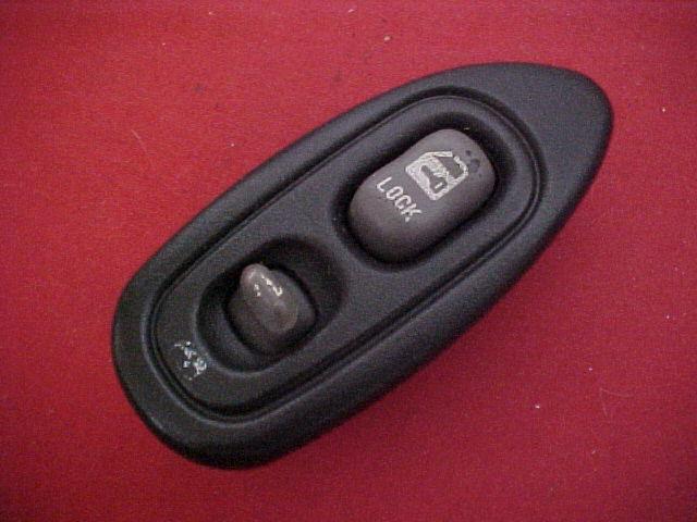 Pontiac grand am passenger rt power window lock switch 99 00 01 02 03 04 05