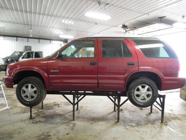 1998 oldsmobile bravada tail lamp light left