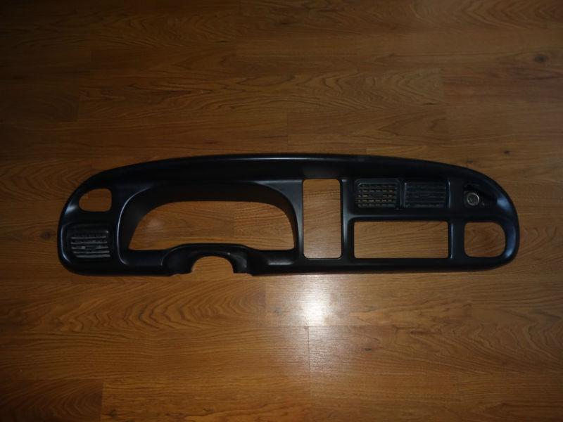 1998 1999 2000 2001 dodge ram dash instrument  bezel black with auxiliary port