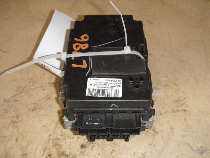 Lamps bcm/ecu crown victoria 687929 08 09 10 11 lamps ecu police 8w7t-13c788-ca