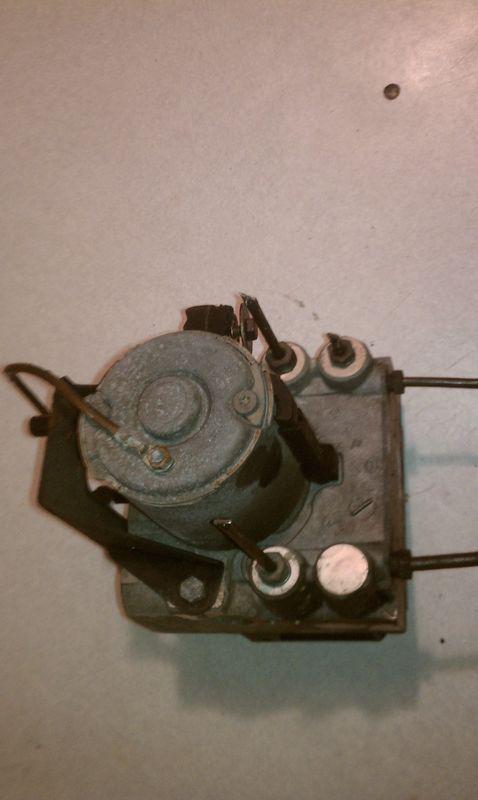 Bmw  525i abs anti lock brake pump controller 265213010