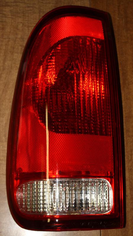 97-04 f-150 style side 99-07 f-250 super duty left tail light fo2800117 new!