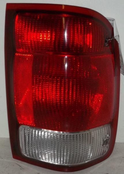 00 ford ranger passenger tail light 1281705