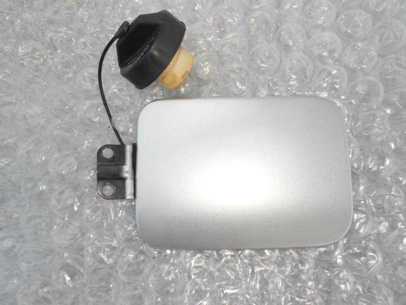 Sell MITSUBISHI Galant Fuel Gas Lid Door COVER 99 03 OEM 00 01 02 ...