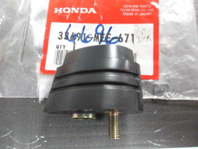 X410 nos genuine honda 2003-2004 cbr600rr turn signal stay p/n 33691-mee-671