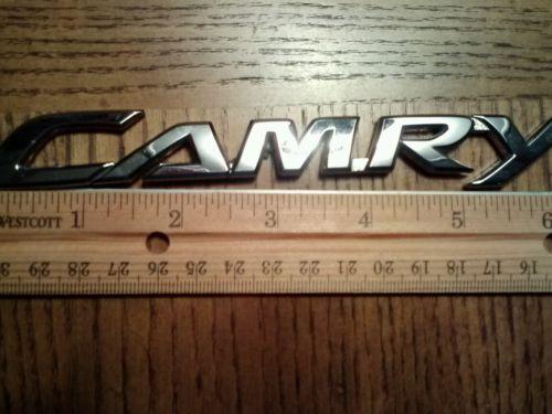 Oem  used toyota  camry emblem