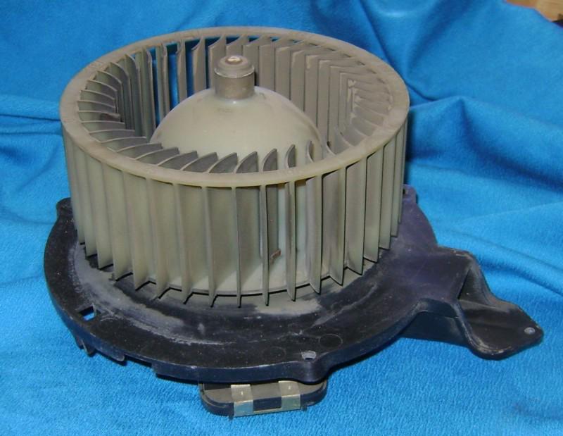 77 - 85 mercedes w123 heater a/c blower motor 300d 240d 300cd 280ce 280e 