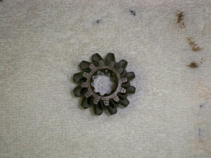 1953 evinrude 3 hp lightwin outboard motor drive shaft pinion gear johnson omc!!