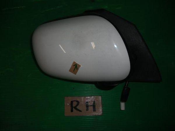 Toyota corolla runx 2002 right side mirror assembly [0613500]