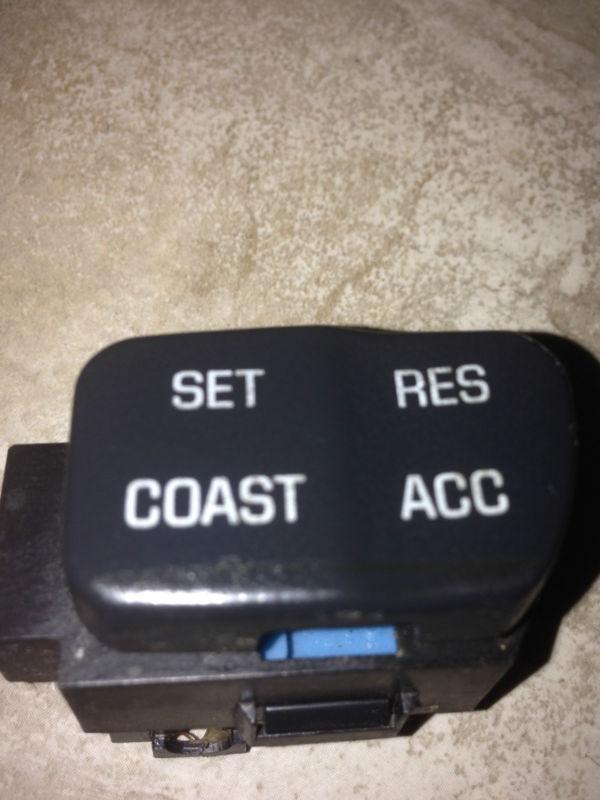 2000-2005 chevy monte carlo cruise control button. works.