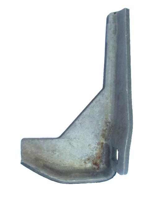 1968- 1969 pontiac gto endura bumper jacking slot reinforcement bracket. rh only