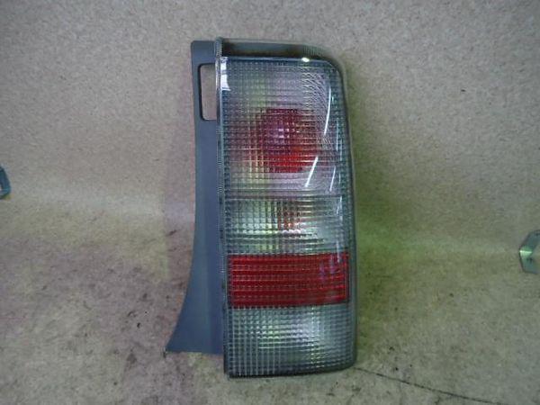 Toyota bb 2000 rear right combination lamp [5715500]