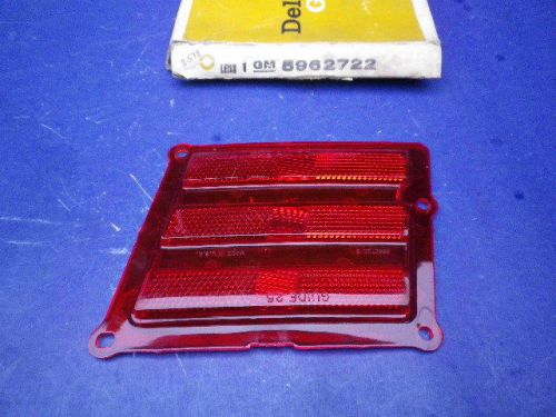 Nos 70 1970 pontiac rh side marker lamp light lens gm 5962722 bonneville catalna