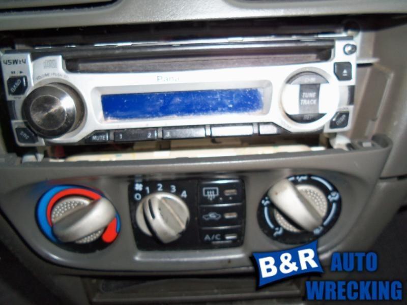 Radio/stereo for 01 nissan sentra ~