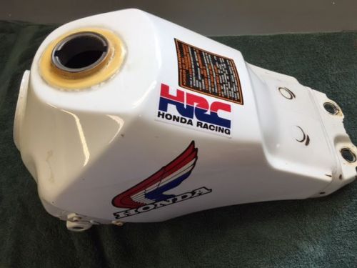 1986 200x gas tank