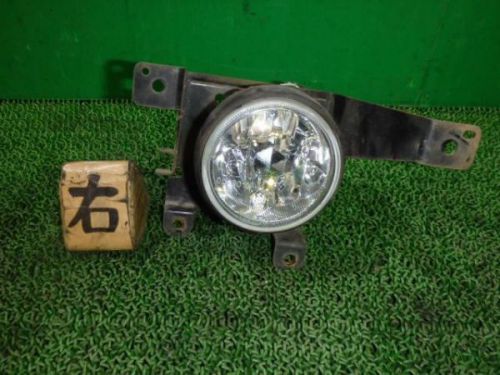 Suzuki aerio 2002 right fog lamp [5610850]