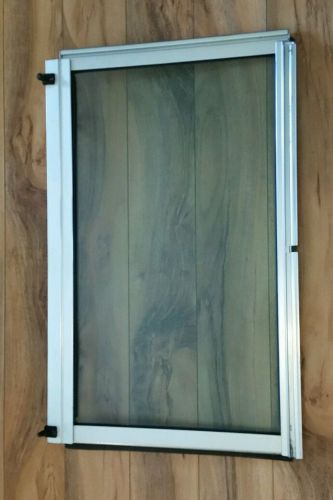 Taylor made ski boat windshield window marine glass center door panel sea ray