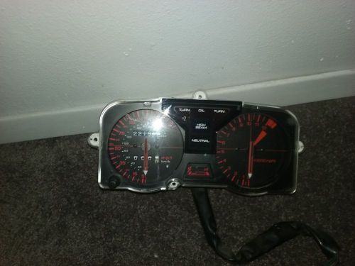 1984 - 86 honda interceptor 500 vf  guages - meters  nice !!