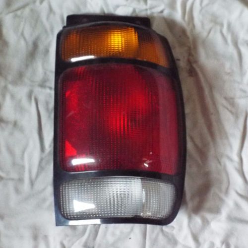 1997 ford explorer right tail light