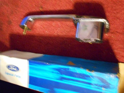 Nos 1975 - 1991 ford econoline club wagon lh outer door handle e5uz-1522405-a