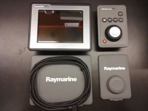 Raymarine st70+ display with instrumet keypad (st70+)