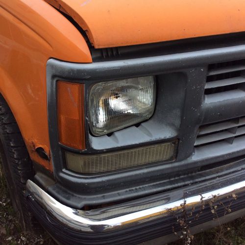 1994 chevrolet cheyenne right parking light