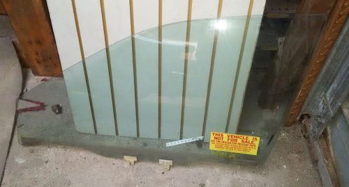 95 96 97 98 99 infiniti i30 left driver front door window glass 95 99 maxima