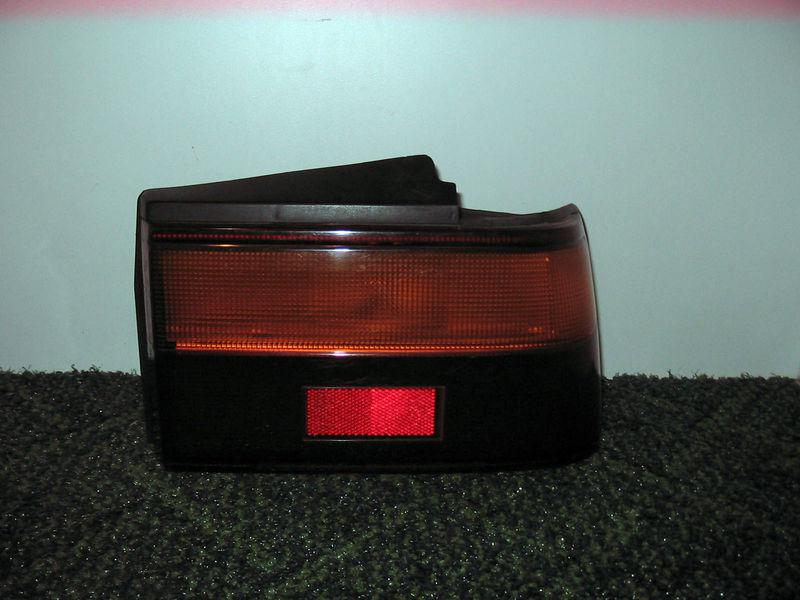 1988 honda accord 4door right side tail light