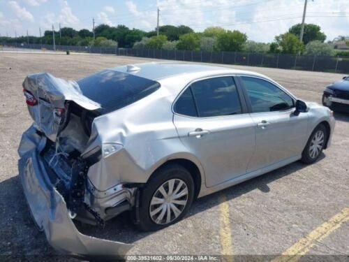 Used hood fits: 2020 toyota camry  grade a