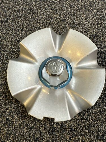 2000 -2005 toyota celica oem alloy wheel center cap vintage classic