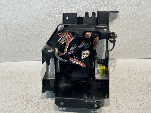 98-03 jaguar xj8 vdp trunk mounted fuse relay box oem