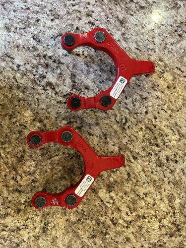 2018-2024 jeep wrangler jl gladiator jt rubicon front bumper tow hooks oem