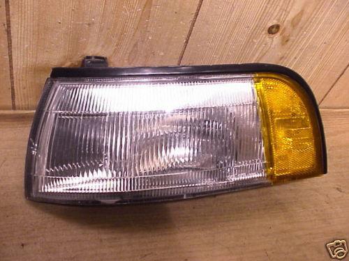 Nissan maxima 89 90 91 92 93 94 1991-94 corner light driver lh left non oe