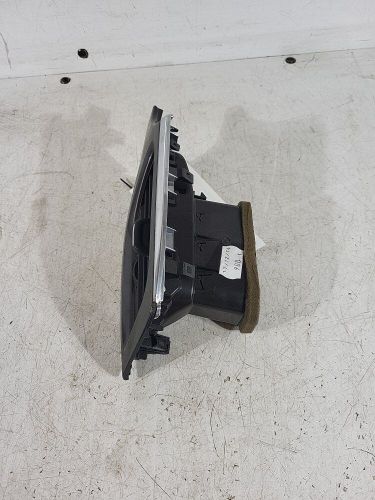 Vauxhall corsa e 2014-2018 driver air vent 13377948 m55