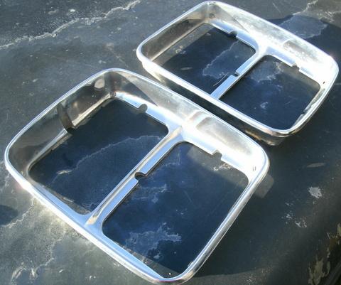 1978 78 chrysler cordoba headlight bezels door chrome pair lh rh oem mopar front