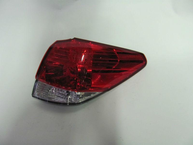 2010 2011 2012 subaru legacy wagon oem right tail light nice!