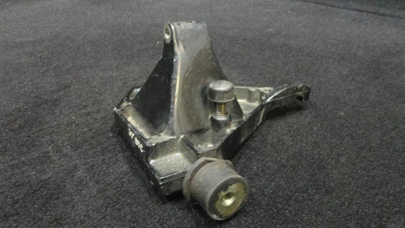 Port bracket #320374, #0320374 1976-2001 20-35hp johnson/evinrude/omc outboard