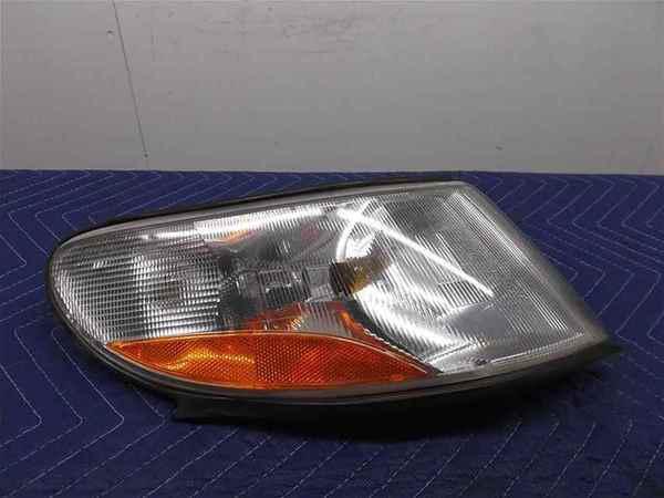 1999-2002 saab 9-3 front running lamp rh oem lkq