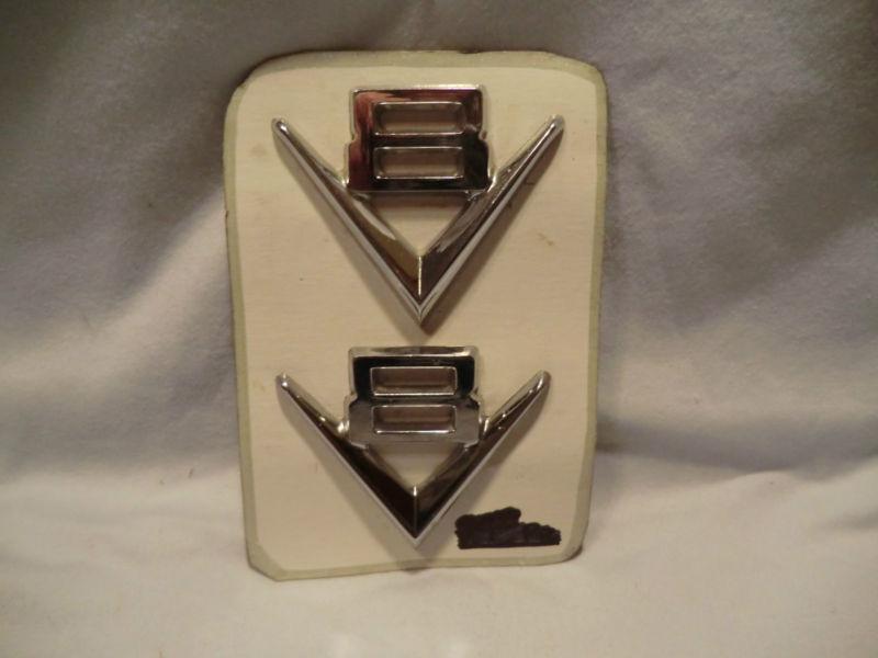 Vintage v8 emblems 