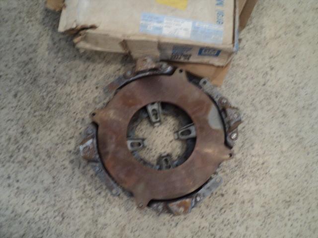 Nos 1968-1974 chevrolet medium duty truck clutch plate and cover 427