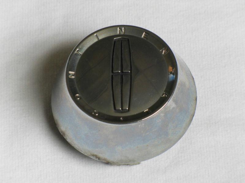 Lincoln continental center cap  f80c-1a096-bc