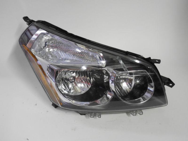 09 2010 pontiac vibe oem right headlight nice! 