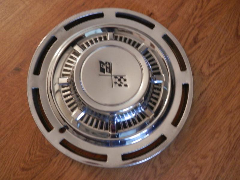 1959 chevrolet impala hubcap