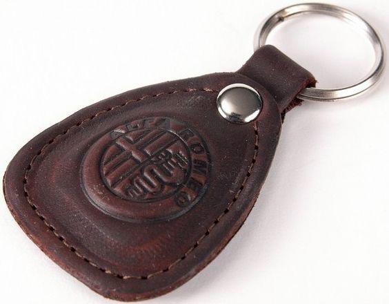 New leather brown keychain car logo alfa romeo auto emblem keyring