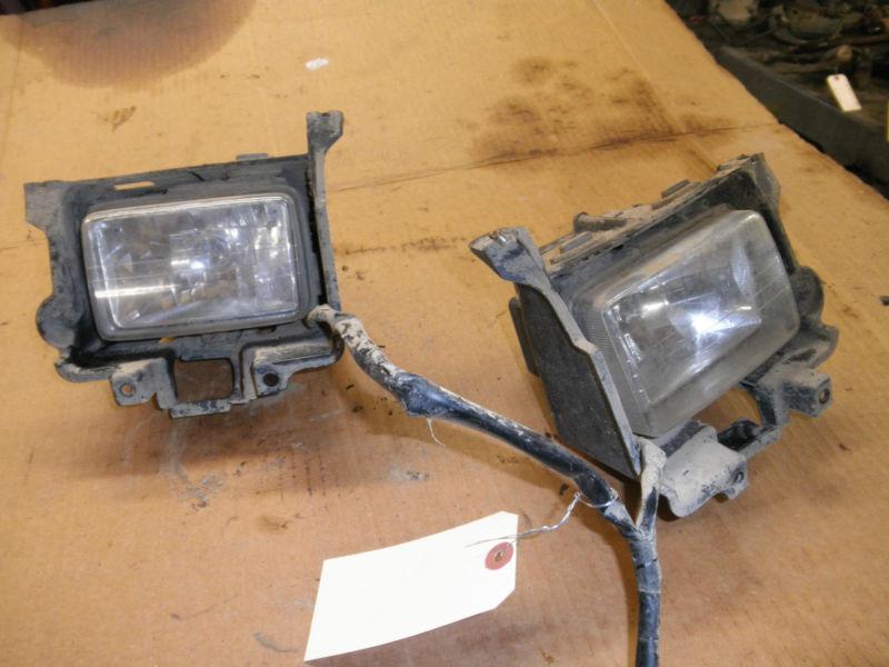 2002 honda foreman headlights   