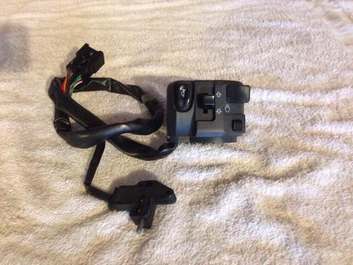 Kawasaki ninja zx6r turn signal switch assembly